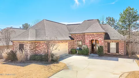 712 Adair St, Brandon, MS 39047