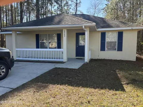 6269 E Madison St, Bay Saint Louis, MS 39520