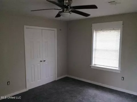 Bedroom - 4149 Cedar St, Jackson, MS 39206 photo 1 of 4