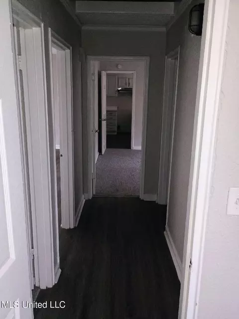 Entry Way - 4149 Cedar St, Jackson, MS 39206 photo 1 of 1
