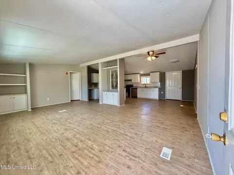 105 Moore Dr, Brandon, MS 39042 photo 9