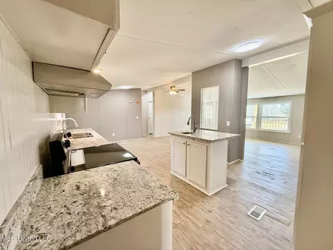 105 Moore Dr, Brandon, MS 39042 photo 10