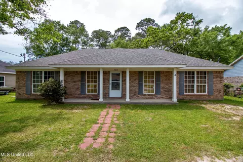 3505 N 10th St, Ocean Springs, MS 39564