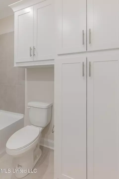 Bath - 110 Trace Pointe Pl, Clinton, MS 39056 photo 6 of 7