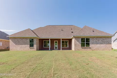 Exterior - 110 Trace Pointe Pl, Clinton, MS 39056 photo 10 of 11