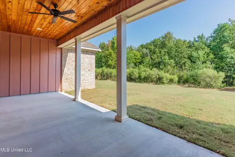 Exterior - 110 Trace Pointe Pl, Clinton, MS 39056 photo 3 of 11