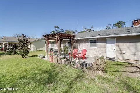 Exterior - 1113 Iris St, Long Beach, MS 39560 photo 3 of 3