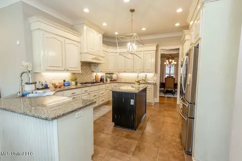 113 Lawrence Dr, Brandon, MS 39047 photo 11