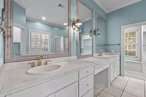 Bath - 601 Little Pine Cv, Flowood, MS 39232 photo 1 of 8