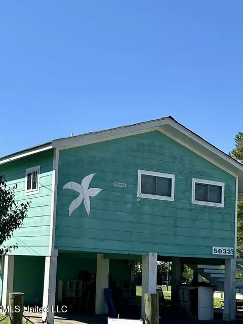5033 Gem St, Bay Saint Louis, MS 39520