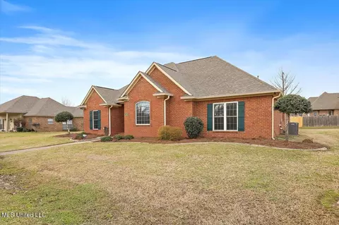 103 Arrow Dr, Clinton, MS 39056 photo 2