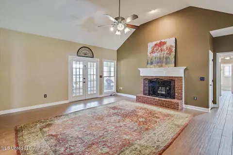 Living - 112 Trace Cove Dr, Madison, MS 39110 photo 3 of 3