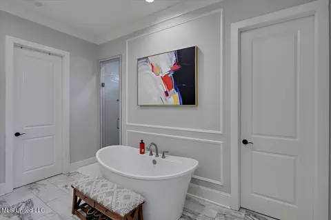 Bath - 705 S Chickasaw Dr, Flowood, MS 39232 photo 2 of 8
