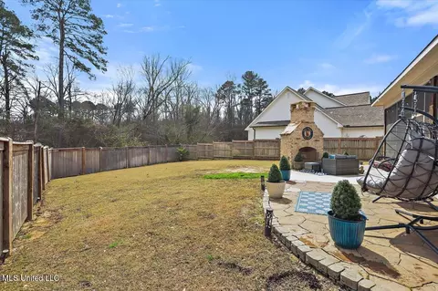Exterior - 705 S Chickasaw Dr, Flowood, MS 39232 photo 8 of 10