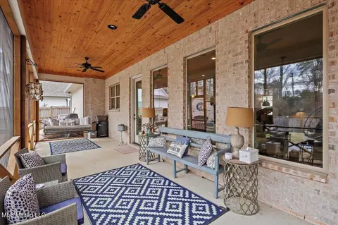 Exterior - 705 S Chickasaw Dr, Flowood, MS 39232 photo 4 of 10
