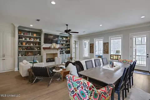 Dining - 705 S Chickasaw Dr, Flowood, MS 39232 photo 1 of 1