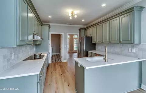 Kitchen - 114 Fairfax Ct, Madison, MS 39110 photo 4 of 4