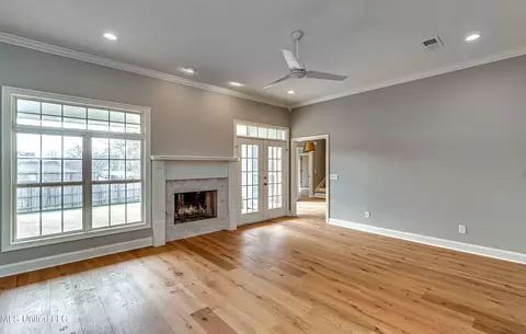 Living - 114 Fairfax Ct, Madison, MS 39110 photo 2 of 2