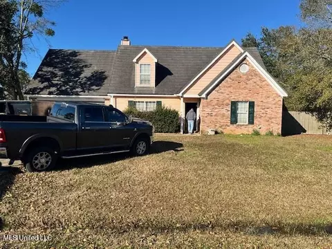 11326 N River Vue Cir, Biloxi, MS 39532