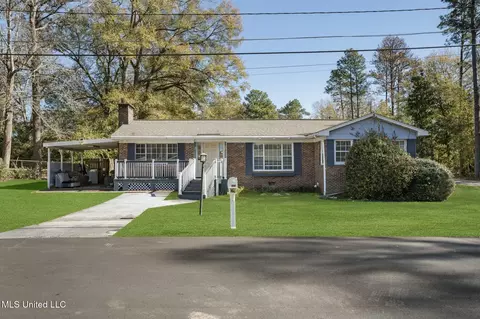 822 Johnson Ave, Hattiesburg, MS 39402