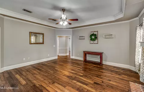 Living - 4009 Bay Bridge Dr, Flowood, MS 39232 photo 5 of 5