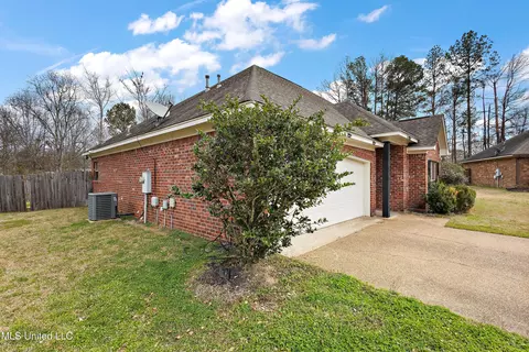 Exterior - 503 Moss Ct, Pearl, MS 39208 photo 2 of 2