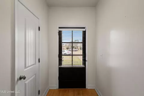 Entry Way - 503 Moss Ct, Pearl, MS 39208 photo 1 of 1