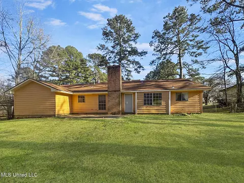 Exterior - 111 Friars Cv, Jackson, MS 39212 photo 2 of 3