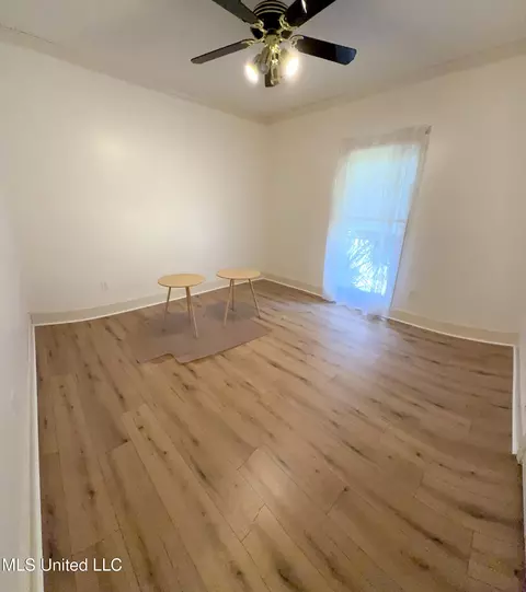 Bedroom - 118 Northwind Dr, Brandon, MS 39047 photo 2 of 3