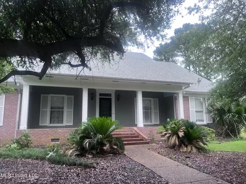 Exterior - 118 Northwind Dr, Brandon, MS 39047 photo 1 of 4