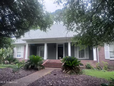 Exterior - 118 Northwind Dr, Brandon, MS 39047 photo 2 of 4