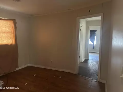 1110 Barbara Ann Dr, Jackson, MS 39204 photo 3
