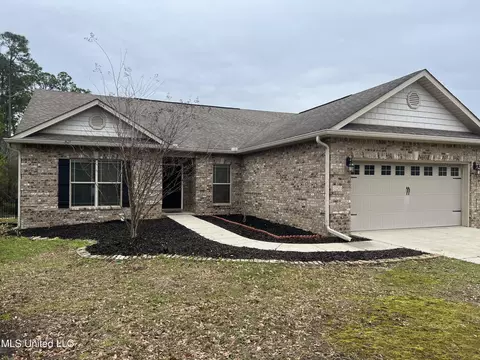 13245 Meadowland Ct, Gulfport, MS 39503