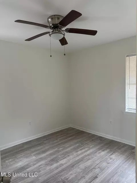 Bedroom - 5270 Mattox St, Jackson, MS 39209 photo 5 of 6