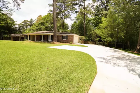 2208 Meadowbrook Rd, Jackson, MS 39211 photo 28