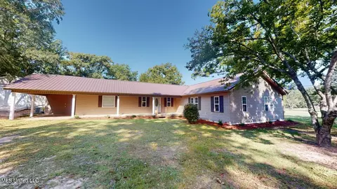9921 Brushy Creek Rd, Lucedale, MS 39452