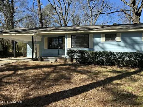 2001 Paden St, Jackson, MS 39204