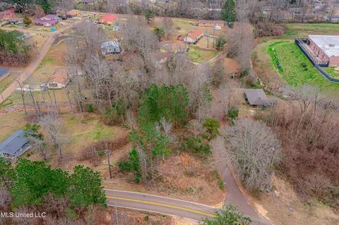 212 North St, Brandon, MS 39042 photo 1