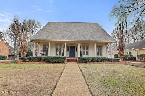 5346 Carolwood Dr, Jackson, MS 39211