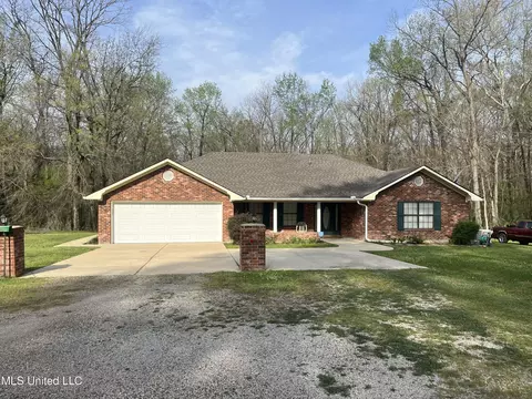 106 Daisy Rd, Ferriday, LA 71334