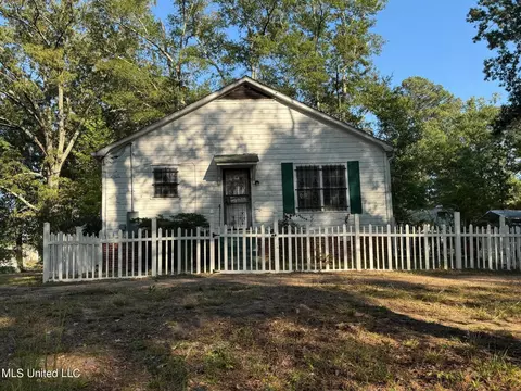 Other - 331 W North St, Kosciusko, MS 39090 photo 1 of 3