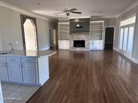 908 Hackberry Ln, Canton, MS 39046 photo 3