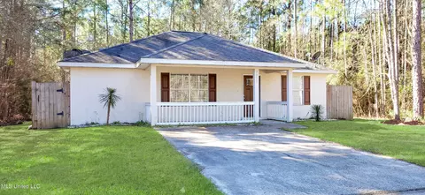 7051 George St, Bay Saint Louis, MS 39520