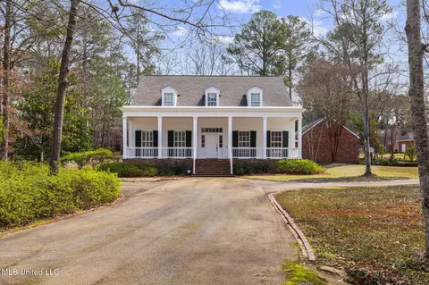 115 Windrush Dr, Flowood, MS 39232