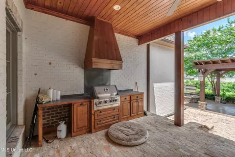 Other - 202 Cedar Woods Cir, Madison, MS 39110 photo 12 of 15