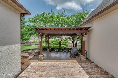 Exterior - 202 Cedar Woods Cir, Madison, MS 39110 photo 7 of 19