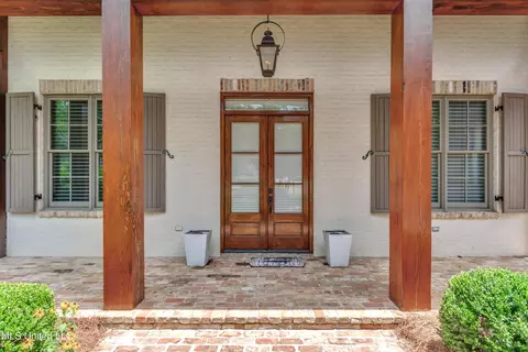 Exterior - 202 Cedar Woods Cir, Madison, MS 39110 photo 5 of 19