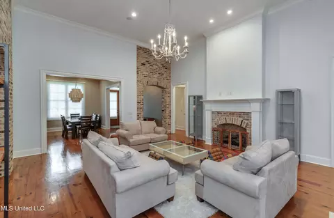 Living - 202 Cedar Woods Cir, Madison, MS 39110 photo 3 of 7