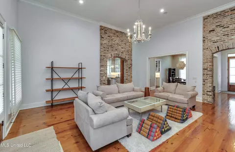 Living - 202 Cedar Woods Cir, Madison, MS 39110 photo 4 of 7