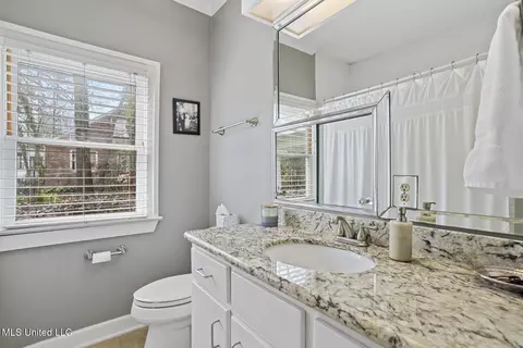 1827 Saint Ann St, Jackson, MS 39202 photo 30